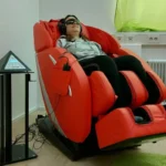 Dani im Regenerationssessel Flow